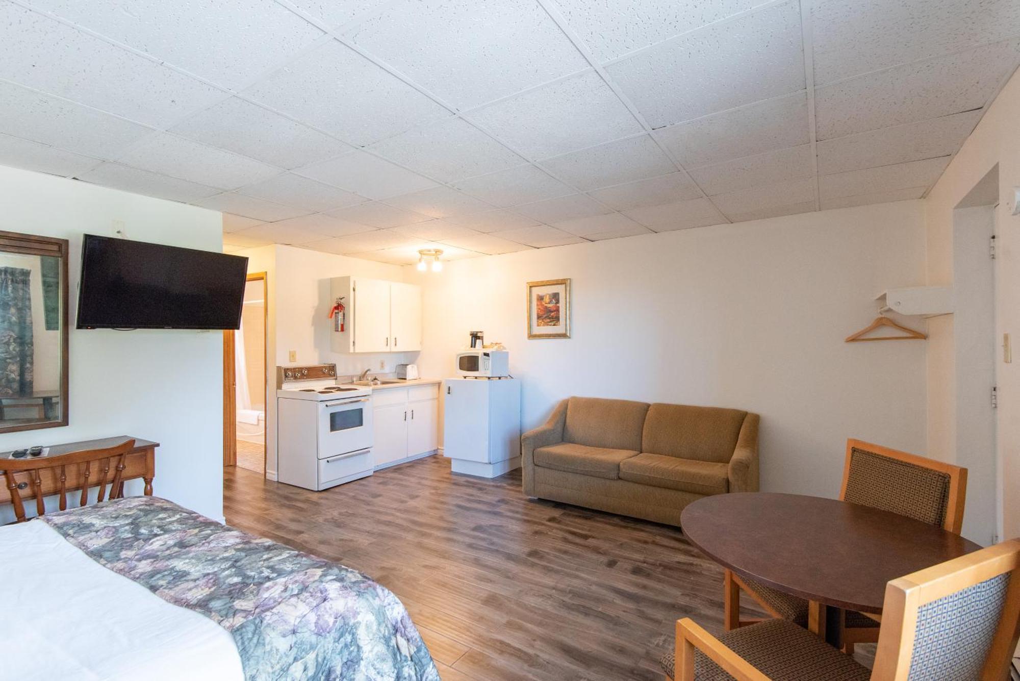 Canadas Best Value Inn & Suites Summerside Exterior photo